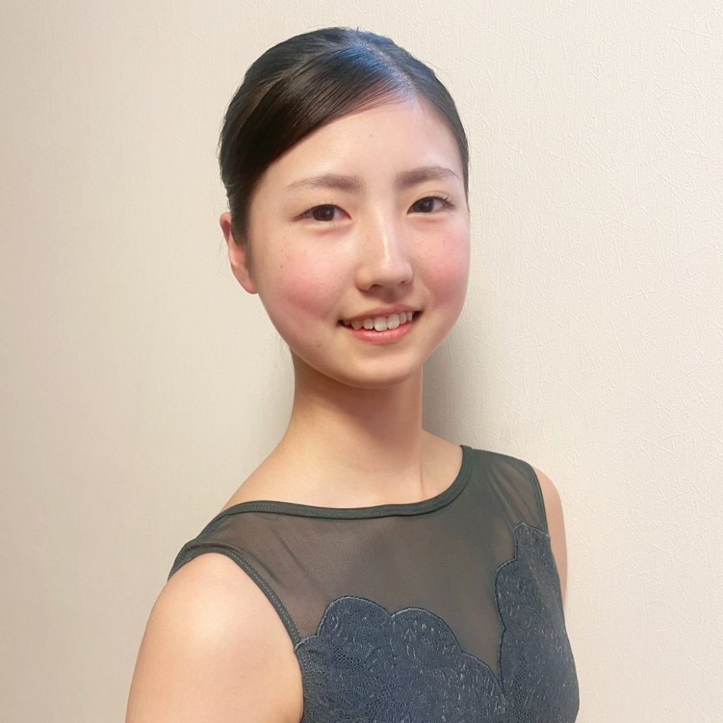 井上　莉暖